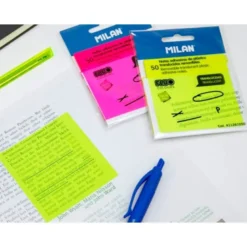BLOC DE NOTAS ADHESIVAS QUITA Y PON MILAN 76X76 MM REMOVIBLE PLASTICO TRANSLUCIDO ROSA FLUOR 50