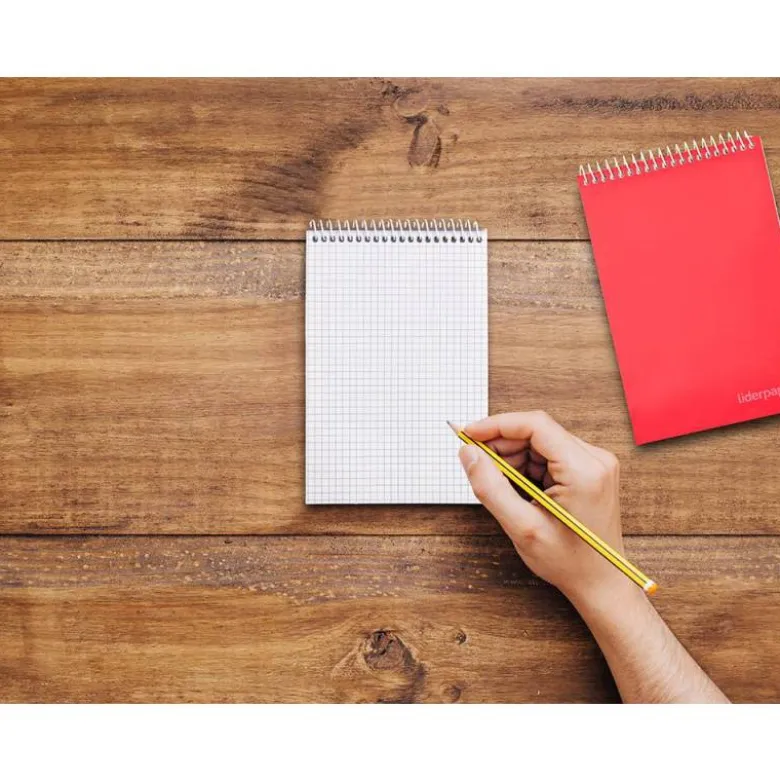 Bloc Liderpapel doceavo apaisado bolsillo witty 80 hojas cuadrícula 4 mm tapa dura 75 gr “no se puede elegir”