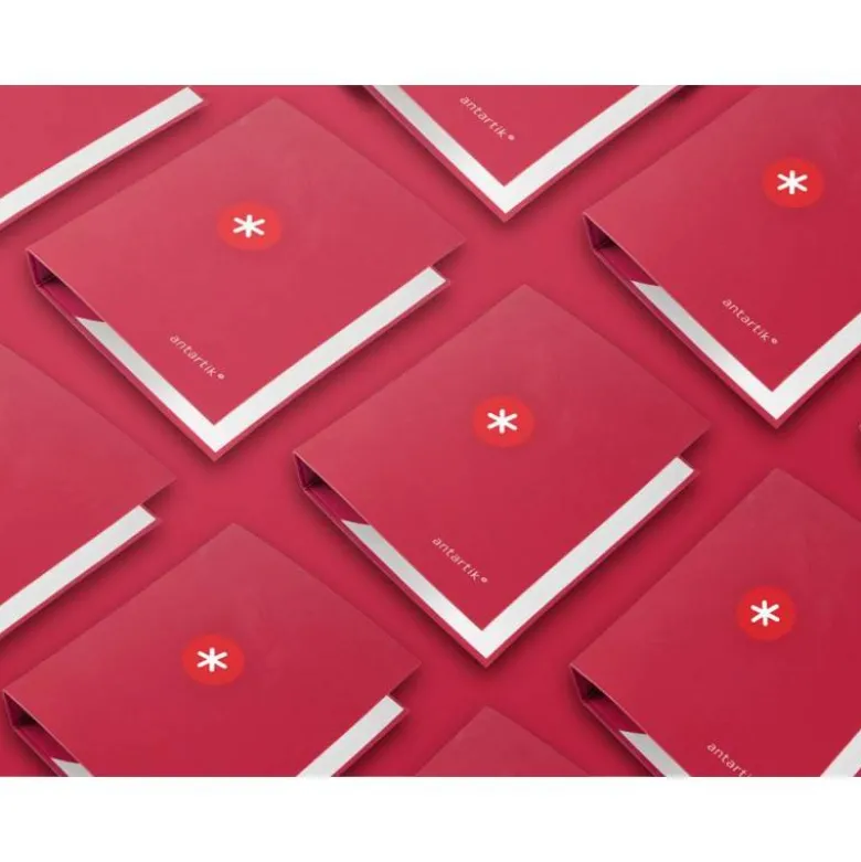 CARPETA 4 ANILLAS 40 MM MIXTAS LIDERPAPEL ANTARTIK DIN A4 COLOR FRAMBUESA CARTON FORRADA