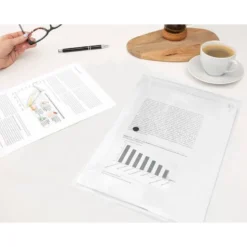 Carpeta sobre Liderpapel con cierre de broche incolora din a4