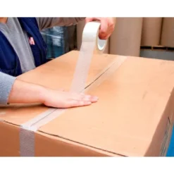 Cinta adhesiva marca Q-Connect monofilamentos transparente