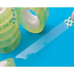 Cinta marca Q-Connect adhesiva 33m x 15mm