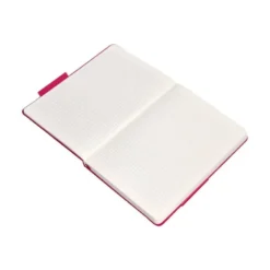 CUADERNO CON GOMILLA ANTARTIK NOTES TAPA DURA A4 HOJAS CUADRICULA BURDEOS 100 HOJAS 80 GR FSC