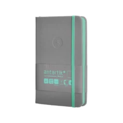 CUADERNO CON GOMILLA ANTARTIK NOTES TAPA DURA A6 HOJAS LISAS GRIS Y TURQUESA 100 HOJAS 80 GR FSC