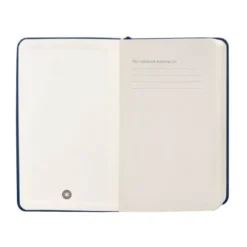 CUADERNO CON GOMILLA ANTARTIK NOTES TAPA DURA A6 HOJAS RAYAS AZUL MARINO 100 HOJAS 80 GR FSC