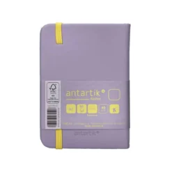 CUADERNO CON GOMILLA ANTARTIK NOTES TAPA DURA A7 HOJAS LISAS MORADO Y AMARILLO 80 HOJAS 80 GR FSC