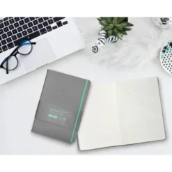 CUADERNO CON GOMILLA ANTARTIK NOTES TAPA DURA A5 HOJAS RAYAS GRIS Y TURQUESA 100 HOJAS 80 GR FSC