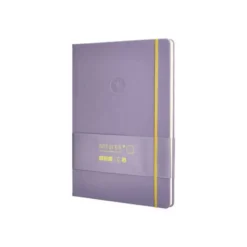 CUADERNO CON GOMILLA ANTARTIK NOTES TAPA DURA A4 HOJAS RAYAS MORADO Y AMARILLO 100 HOJAS 80 GR FSC