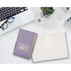 CUADERNO CON GOMILLA ANTARTIK NOTES TAPA DURA A5 HOJAS PUNTOS MORADO Y AMARILLO 100 HOJAS 80 GR FSC