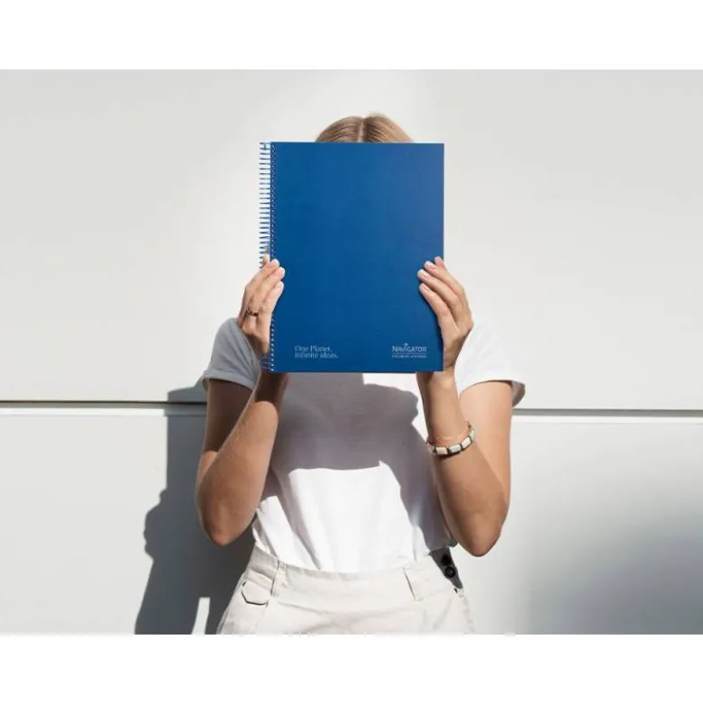 CUADERNO ESPIRAL NAVIGATOR A4 TAPA DURA 80H 80GR CUADRO 4MM CON MARGEN AZUL MARINO