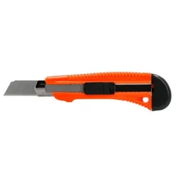 Cuter plastico Q-Connect KF10634 Con protector metalico