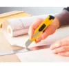 Cuter plastico Q-connect TR-130-1 Ancho