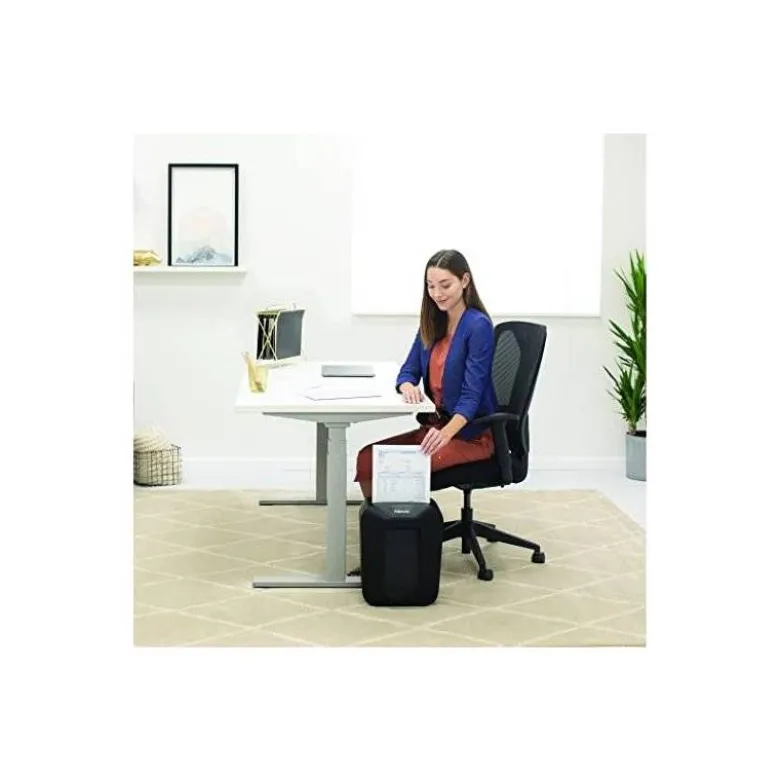 DESTRUCTORA DE DOCUMENTOS FELLOWES LX-41 CAPACIDAD 8H SEGURIDAD P4 DESTRUYE GRAPAS CLIPS Y TARJETA PAPELERA 17 L