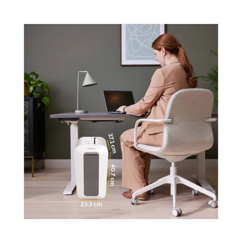 DESTRUCTORA DE DOCUMENTOS FELLOWES LX65 CAPACIDAD 10H SEGURIDAD P4 DESTRUYE GRAPAS CLIPS Y TARJETAS