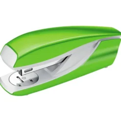 Grapadora marca Petrus Wow 635 verde