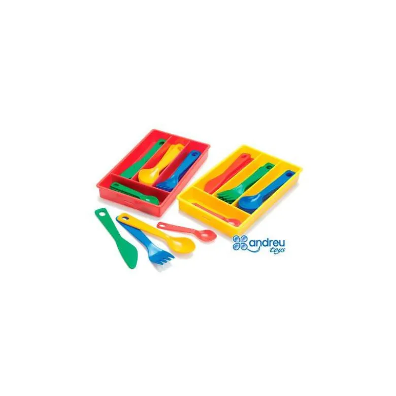 Juego de imitación a partir de 2 años Cuberteria para 4 Dantoy