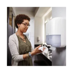 Papel secamanos en rollo marca Tork 2 capas Matic H1 Advance