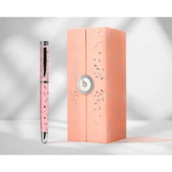 PLUMA BELIUS BELLA ALUMINIO COLOR ROSA DISEÑO PLATEADO RELIEVE TINTA AZUL CAJA DE DISEÑO