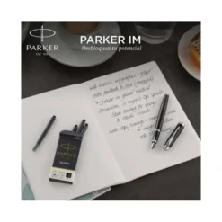 Pluma Parker PK IM GT Premium Plumin Fino Lacado Color Negro Adornos Dorados