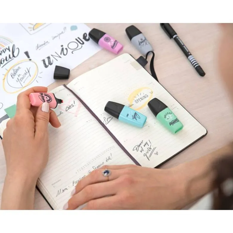 ROTULADOR STABILO BOSS MINI PASTEL LOVE ESTUCHE DE 3 UNIDADES PIZCA DE MENTA/RUBOR ROSA/TOQUE DE TURQUESA