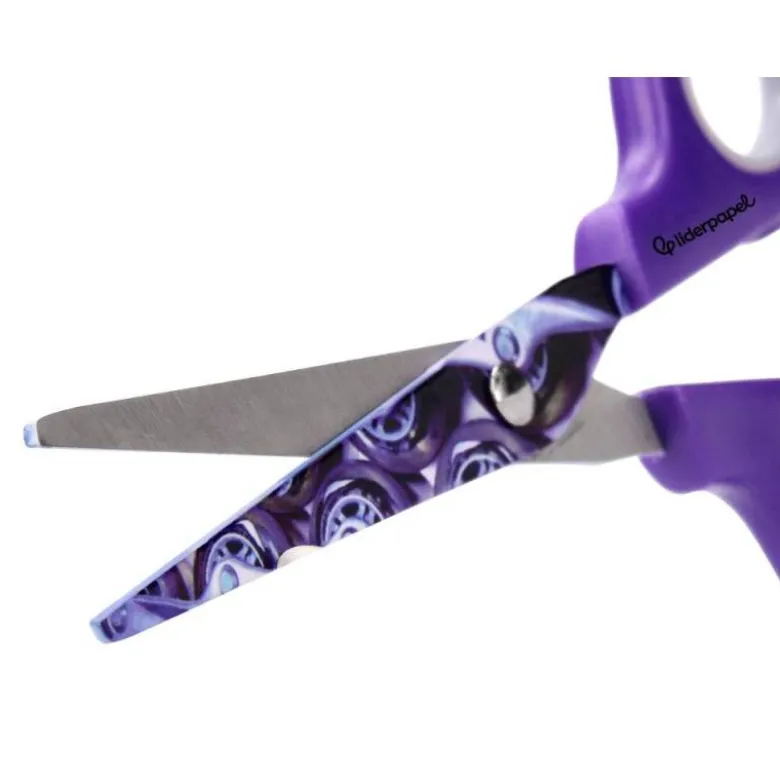 Tijera escolar marca Liderpapel 16 cm