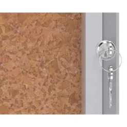 VITRINA DE ANUNCIOS NOBO PREMIUM PLUS CORCHO 4 X DIN A4 532X692X37 MM
